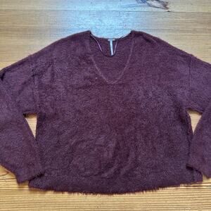 Free People‎ dark red maroon V neck fuzzy pullover oversized sweater SIZE M
